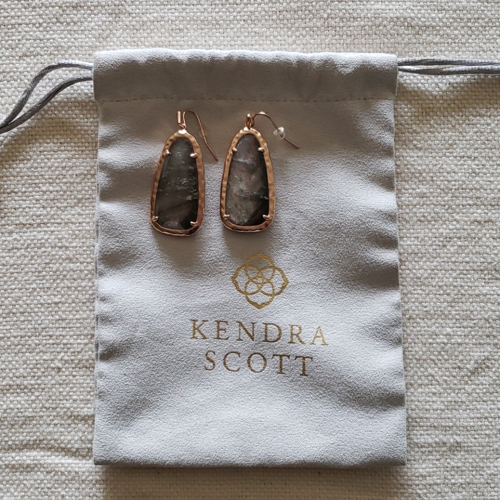 Kendra scott earrings